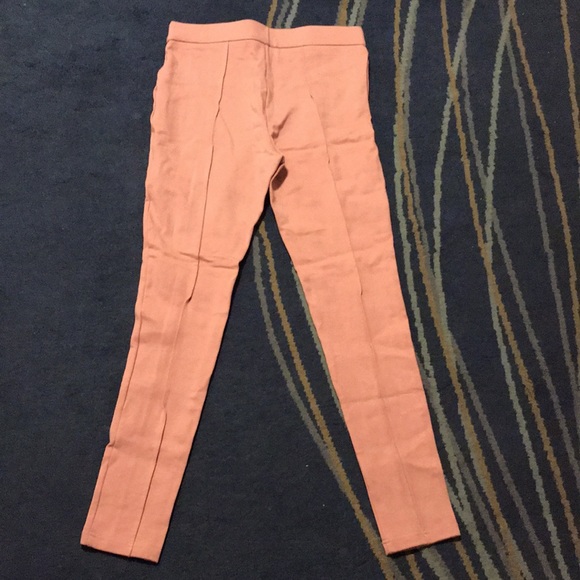 (3/$35) NWOT Romeo + Juliet couture leggings - Picture 3 of 3